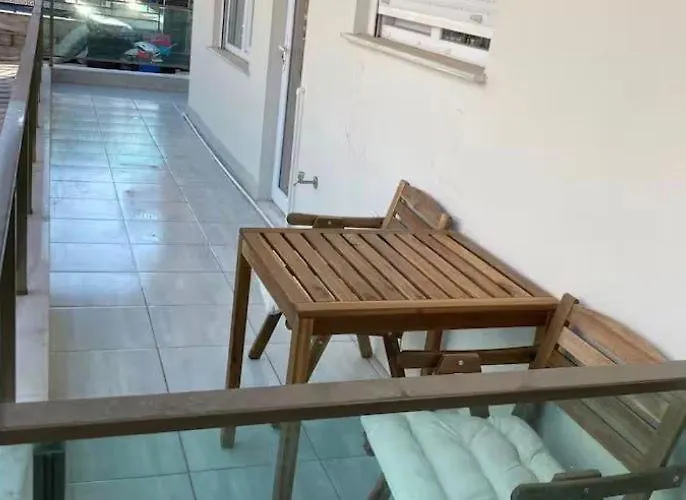Cozy Flats With Balcony Appartement
