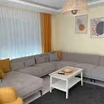 Cozy Flats With Balcony *