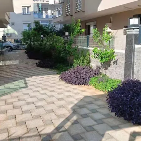 Cozy Flats With Balcony Apartment *