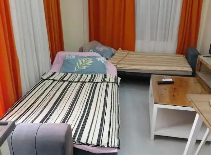 Cozy Flats With Balcony Апартаменты *