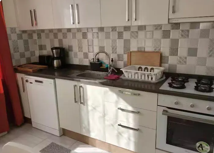 Cozy Flats With Balcony *