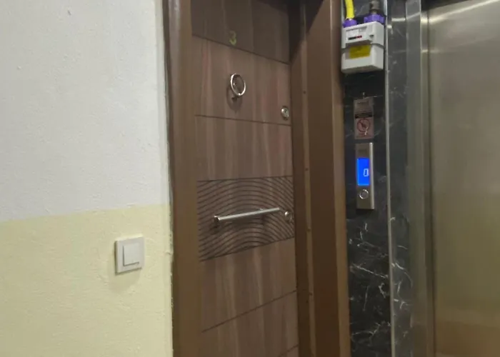 Cozy Flats With Balcony أنطاليا