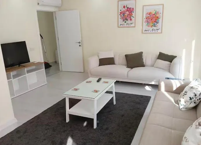 Cozy Flats With Balcony